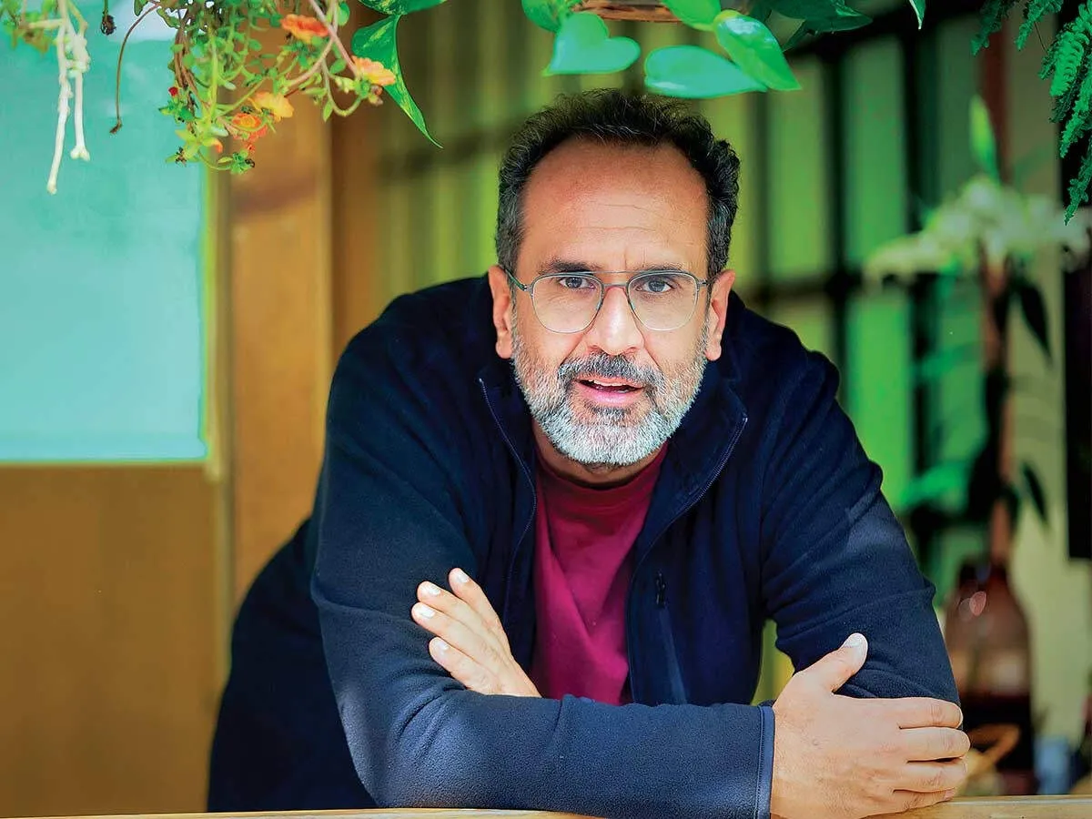 Ashish Avinash Bende Receives the National Film Award for Aatmapamphlet, Aanand L Rai & Colour Yellow Rejoice!