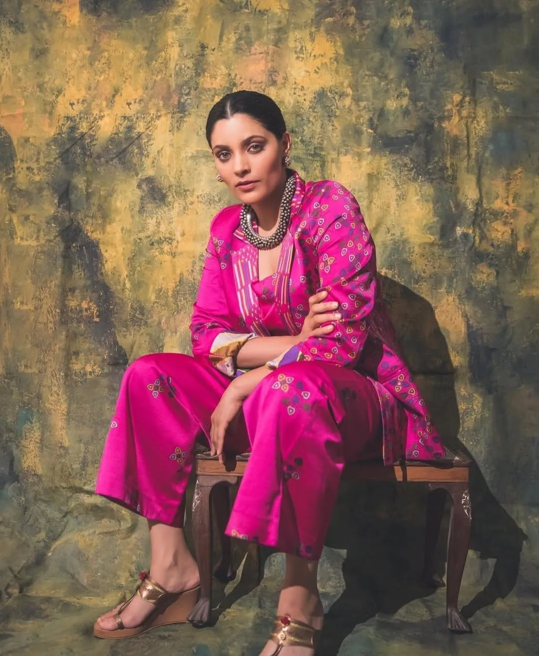Saiyami Kher Navratri Pink Fashion