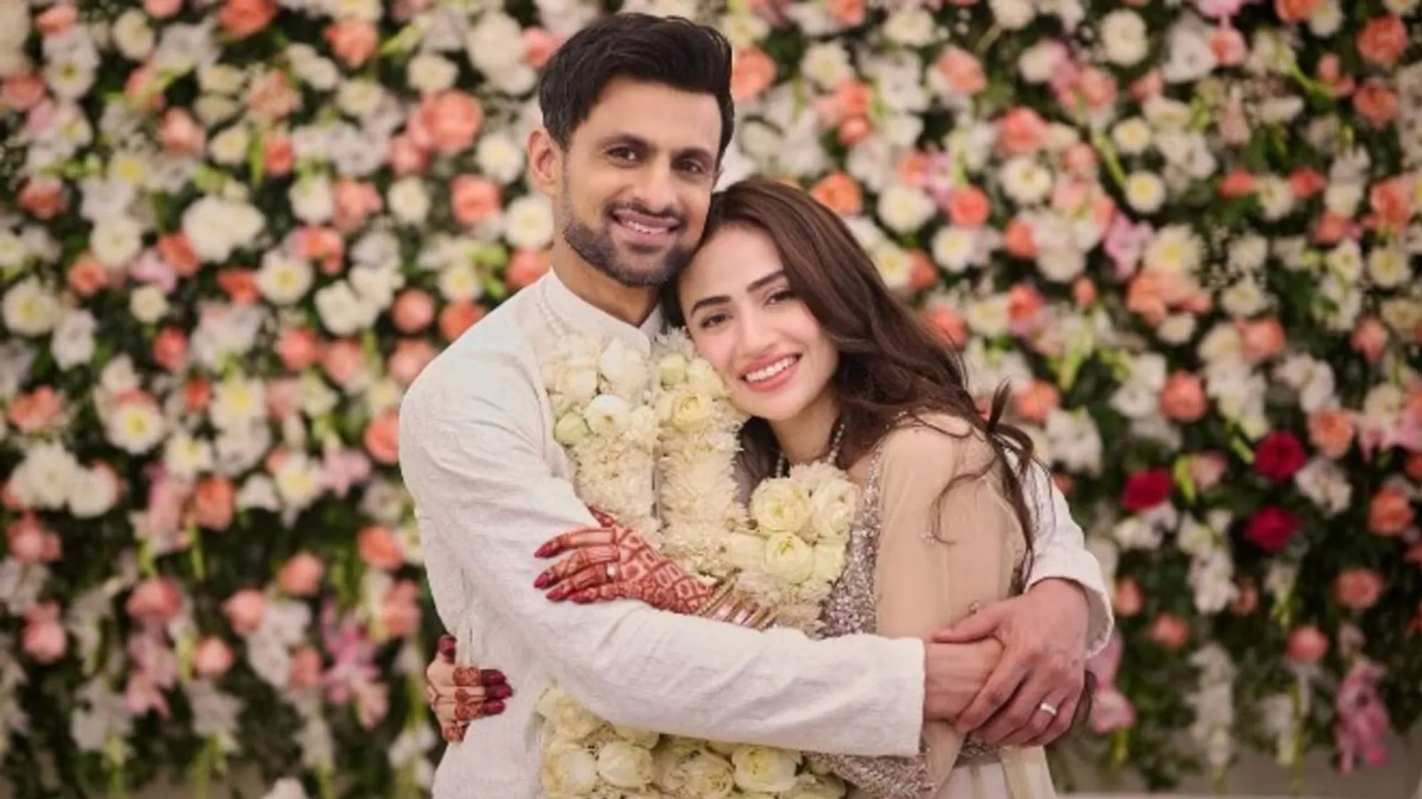 Shoaib Malik and sana javed