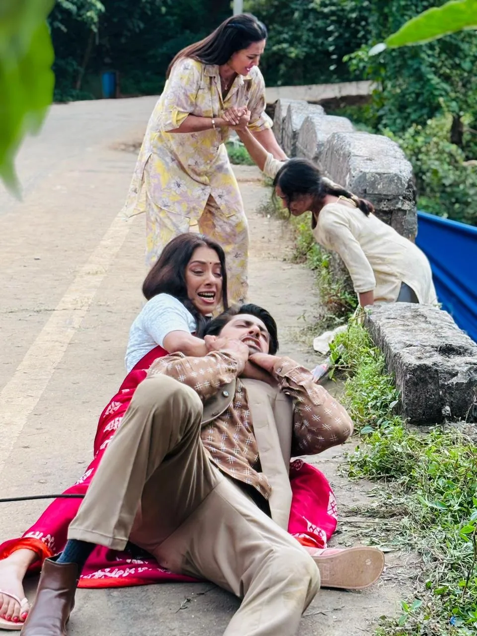 Anupama stills (3)