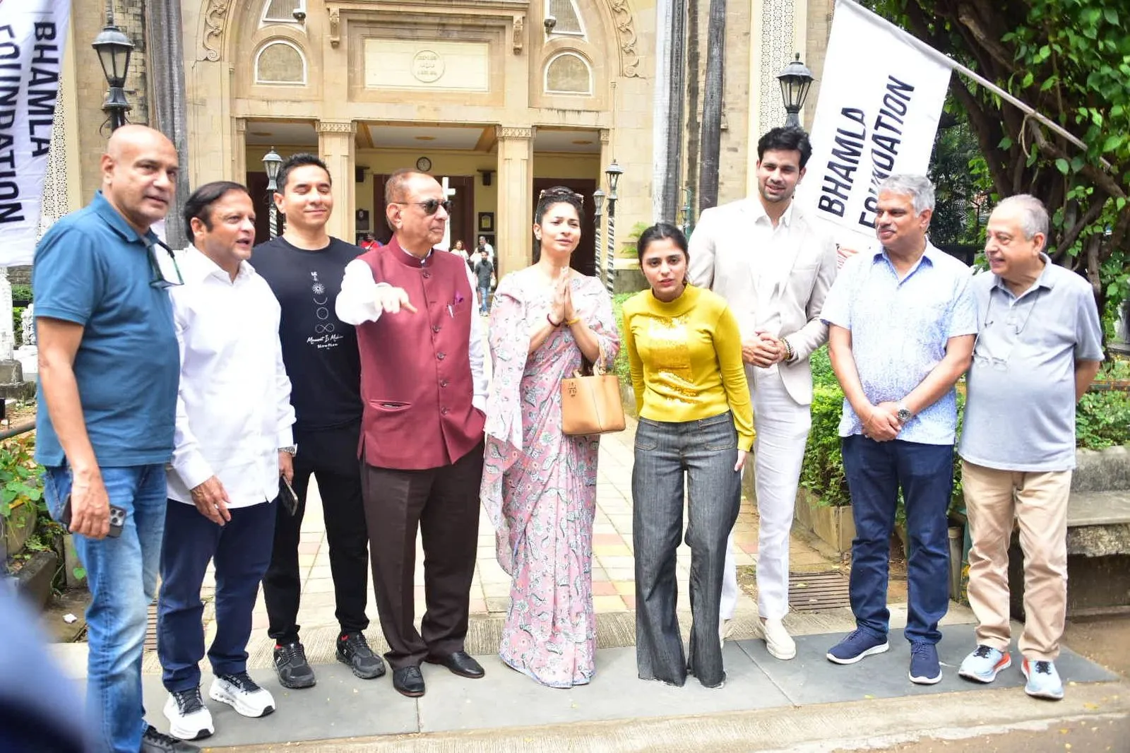 Bhamla Foundation Leads Bandra’s Biggest Free Medical Camp with Tanishaa Mukerji & Mandana Karimi