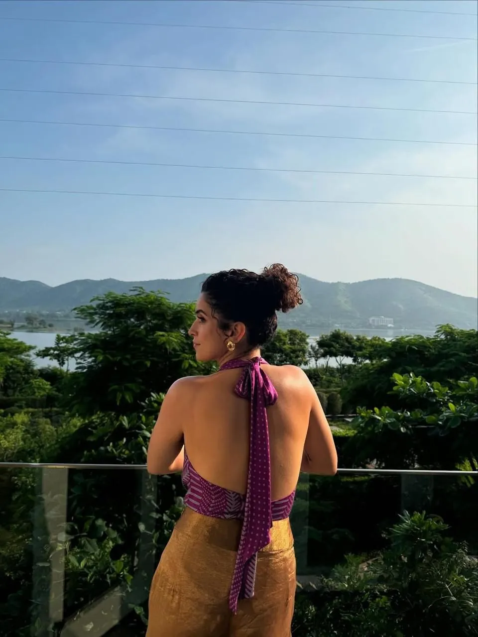 BTS Alert Sanya Malhotra Gives Fans a Sneak Peek into the Magic of “Sunny Sanskari Ki Tulsi Kumari” (2)