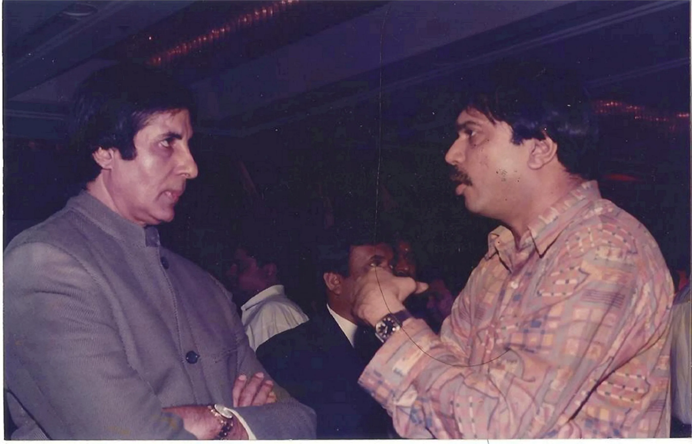 Amitabh B chats with sr film   journalist Chaitanya Padukone---01