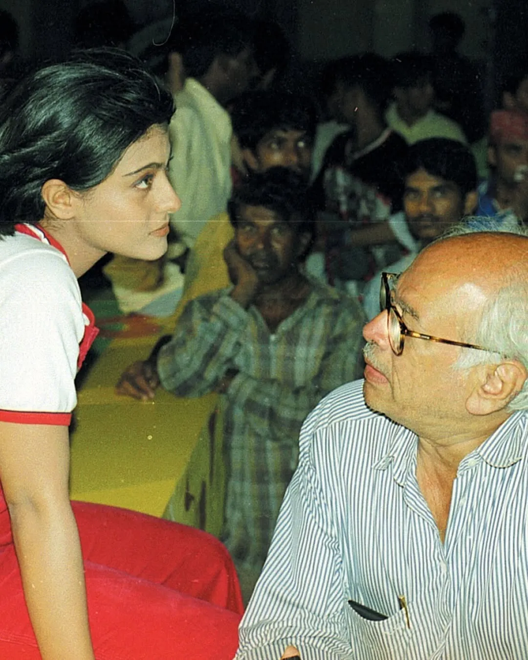 27 years!!! Some beautiful and candid memories from our set of #KuchKuchHotaHai…a set filled wit (3)