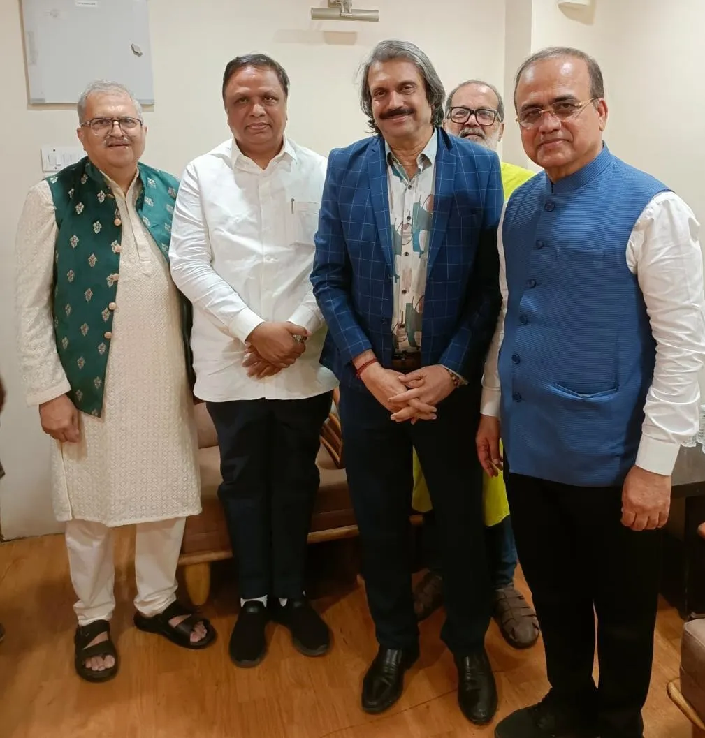 Minister Ashish Shelar-jee with Chaitanya Padukone, KSA-Mahesh K, and Kishore M