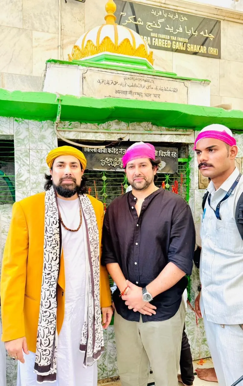 Aftab Shivdasani at Ajmer Sharif Dargah