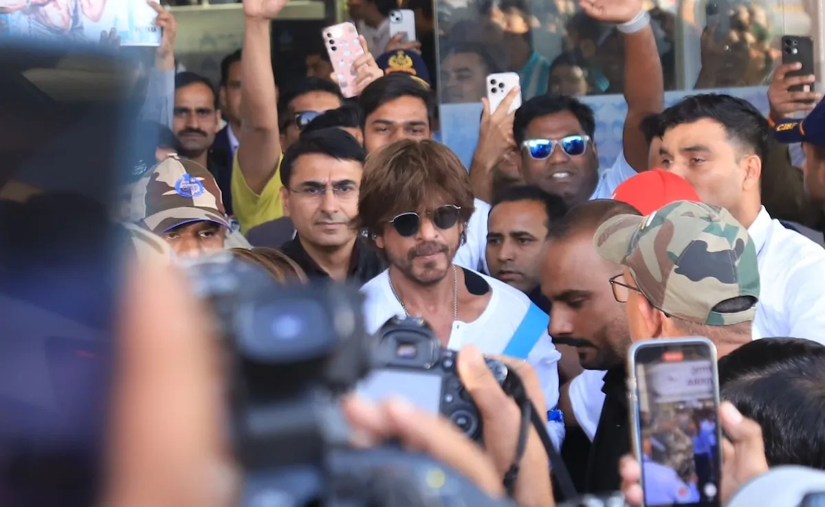 Shah Rukh Khan private jet viral photos