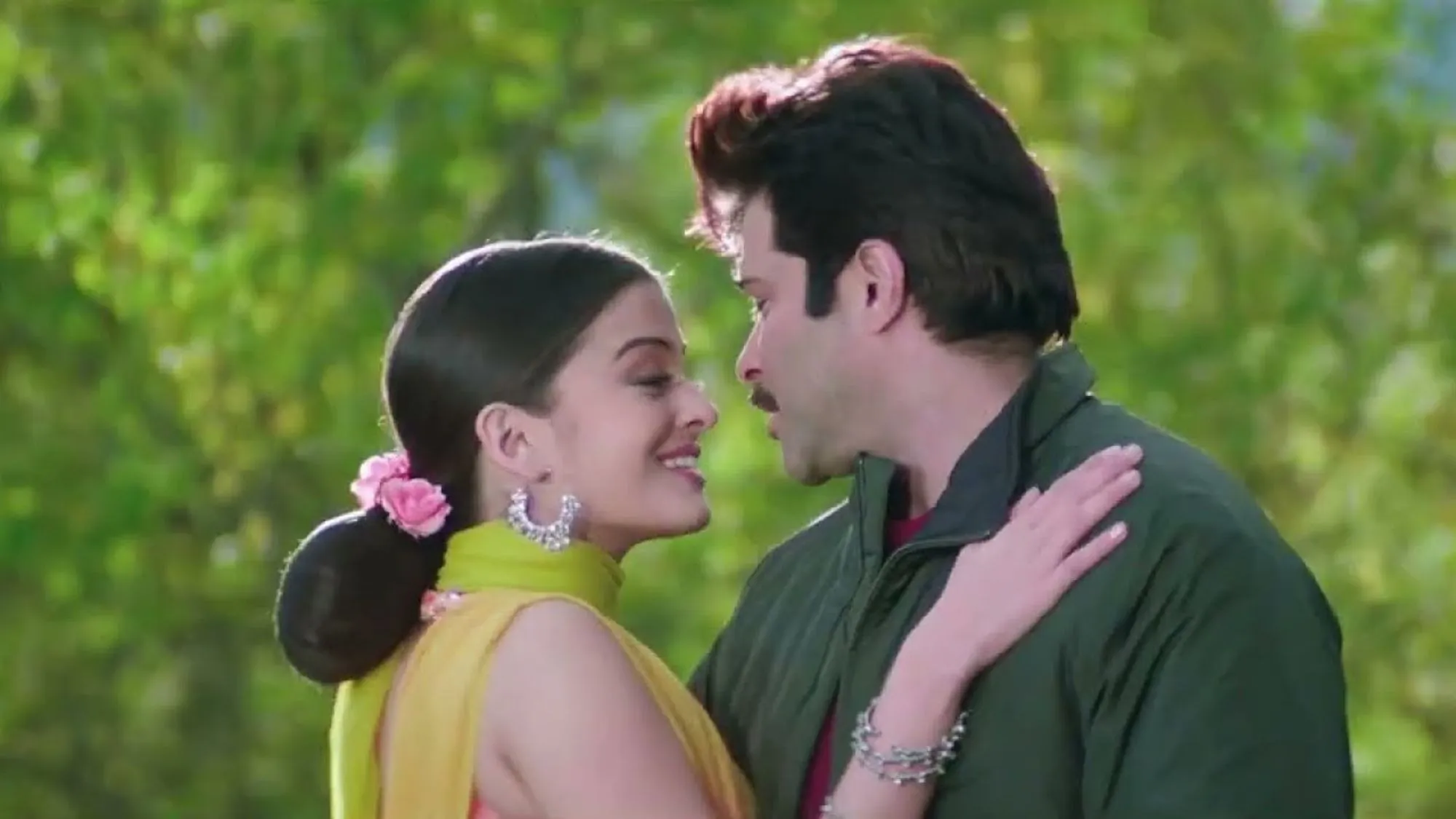 hamara dil apke pass