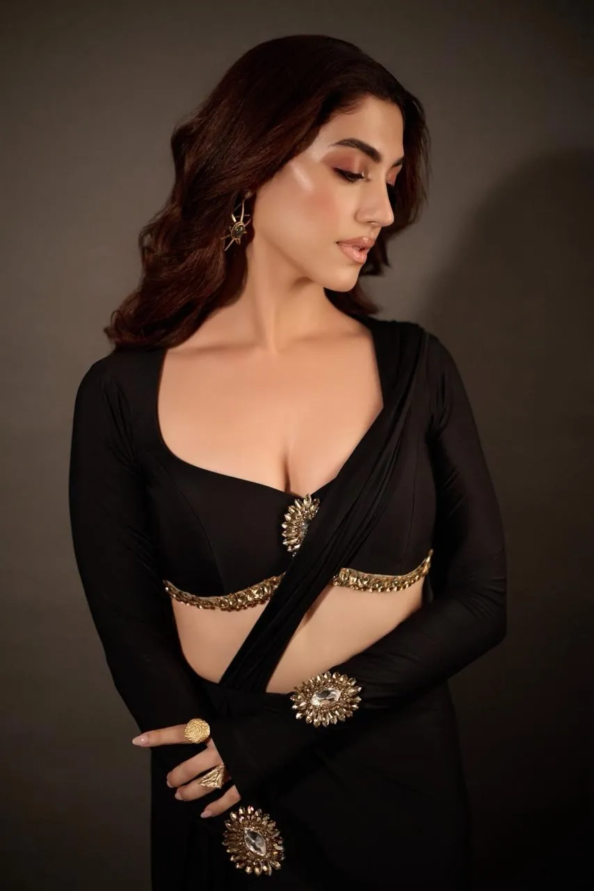 DELBAR ARYA BLACK SAREE