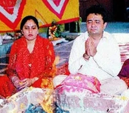 Bhushan-Kumar-Parents-Gulshan-Kumar-and-Sudesh-Kumari-Dua