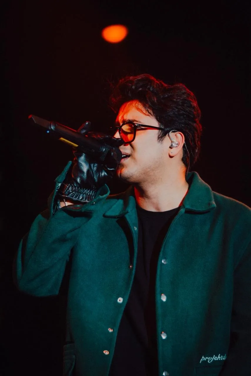 Aditya Rikhari Live Performance