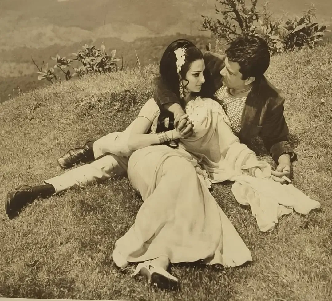 Saira Banu and Dharmendra