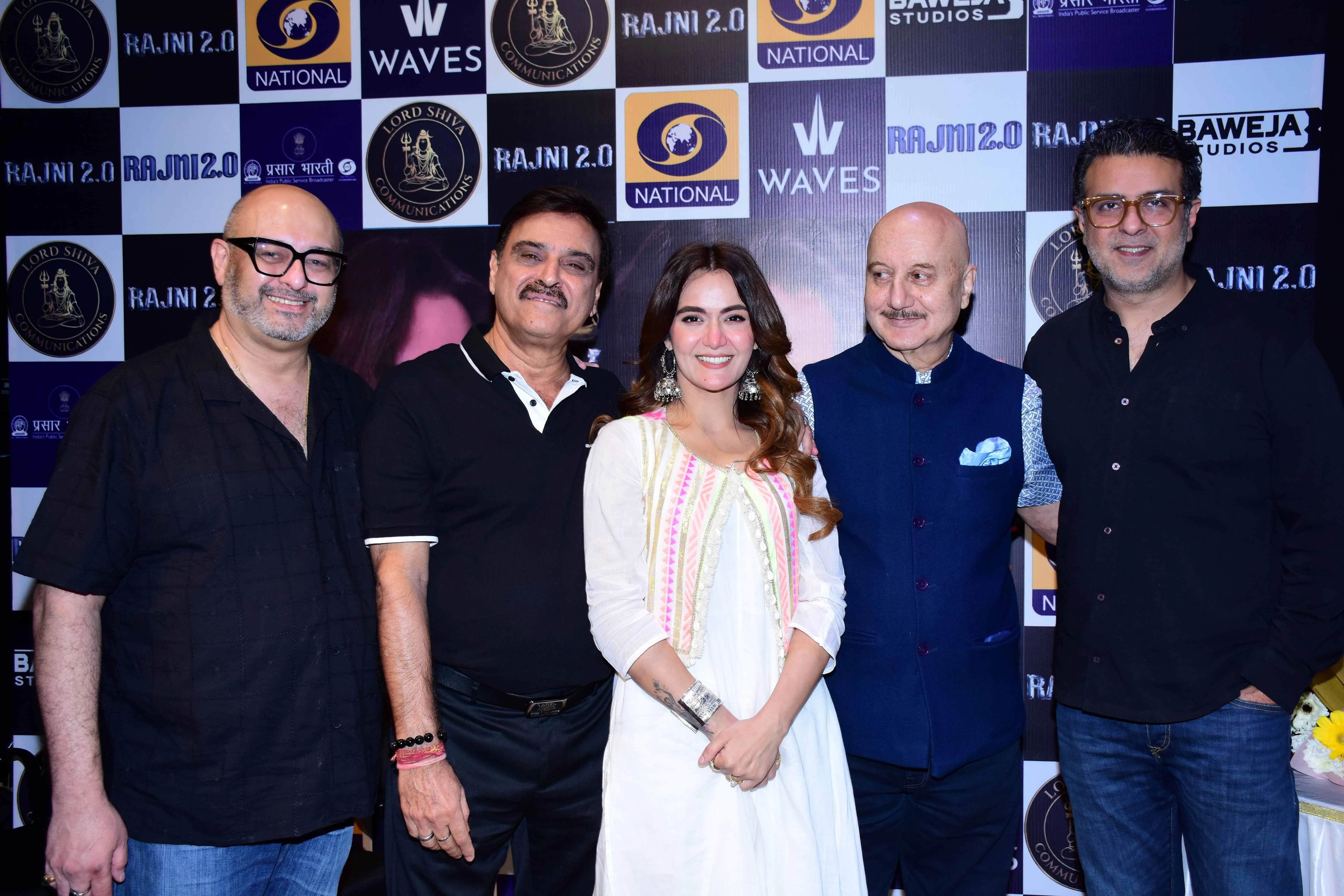 Raju Singh, Karan Razdan, Aradhana Sharma, Anupam Kher and Harman Baweja at the Rajni 2.0 press conference (1)