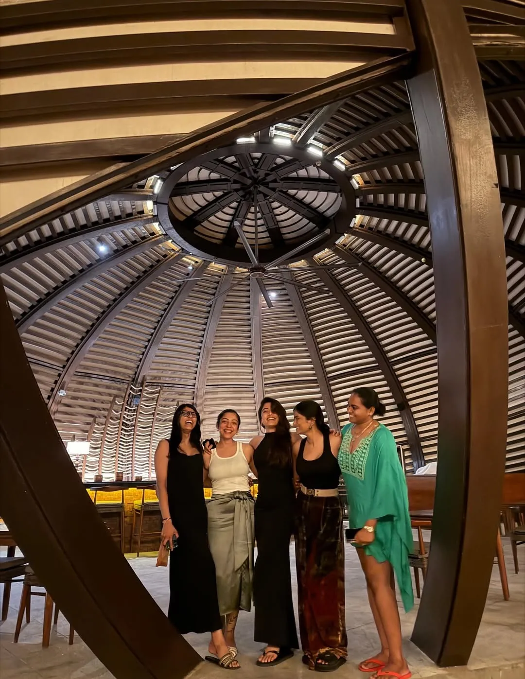 I recently got 2 days off and I got this opportunity to get away with my girls and we went to th (10)