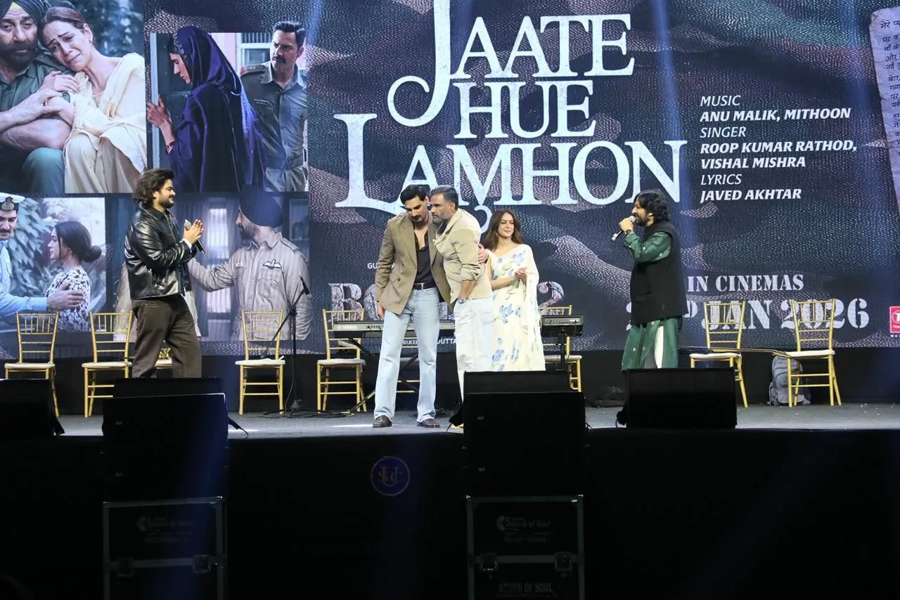 ahan Anyaa shetty Border 2 Jaate Hue Lamhon Song Launch (4)