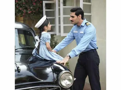 ahan-shetty-shares-behind-the-scenes-stills-of-his-navy-officer-role-in-border-2