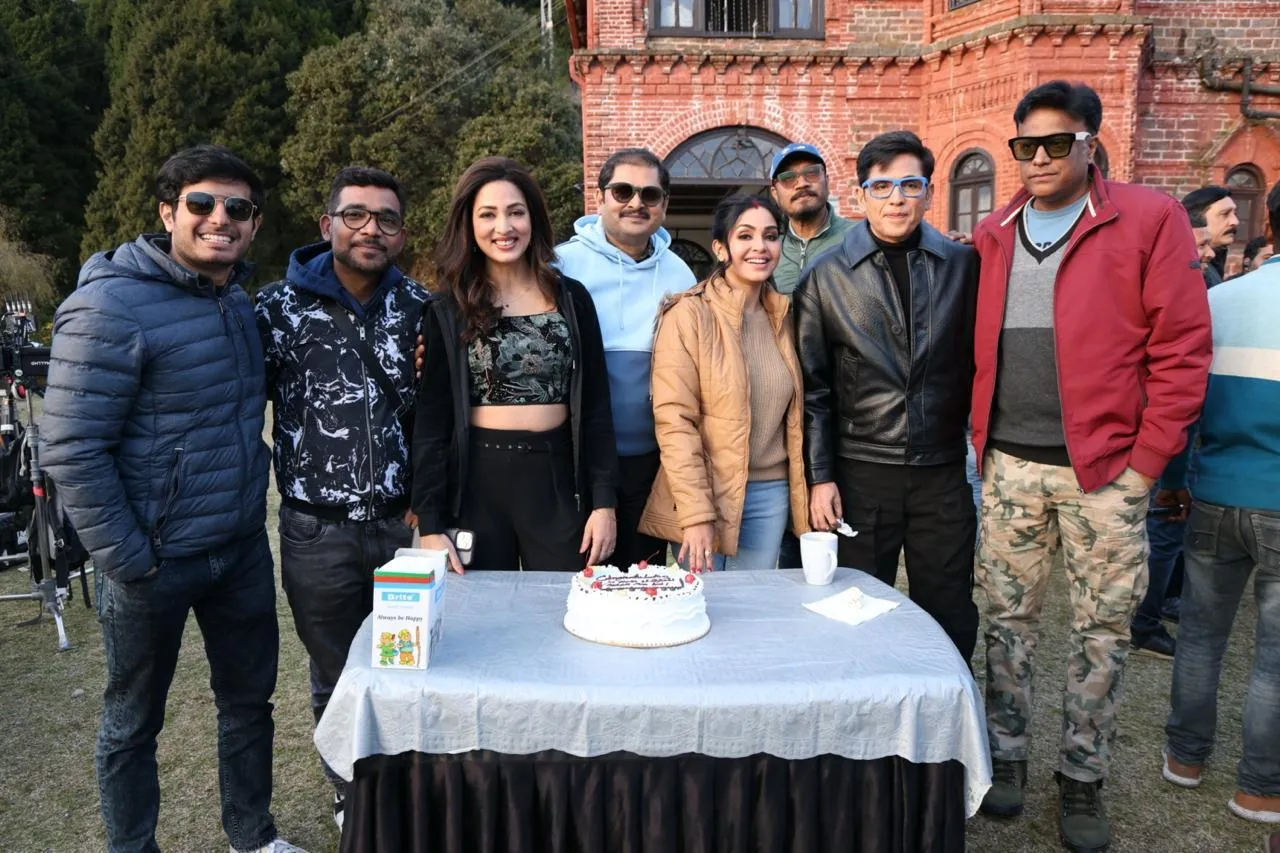 Undeterred by the harsh weather, Vihaan Kohli of 'Bhabiji Ghar Par Hai' shared his experience (5)