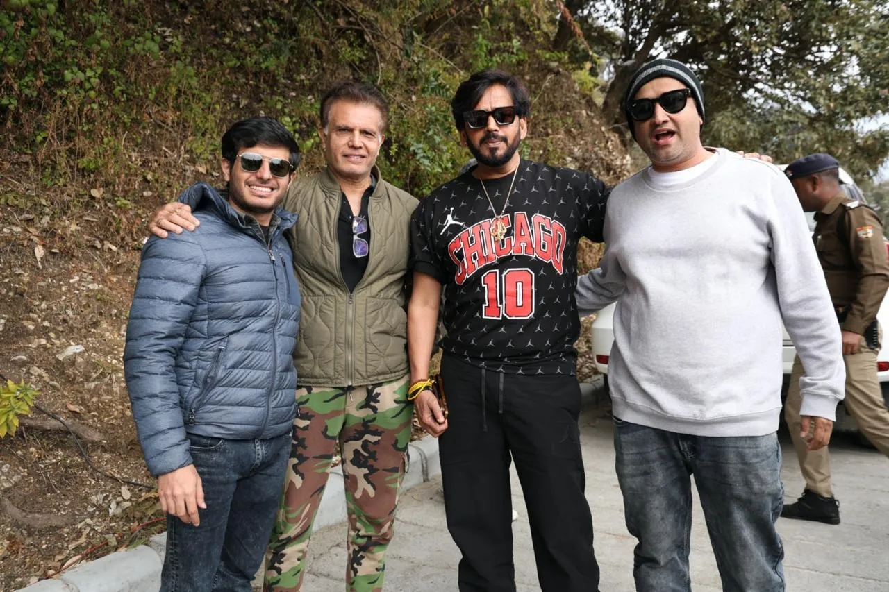 Undeterred by the harsh weather, Vihaan Kohli of 'Bhabiji Ghar Par Hai' shared his experience (6)