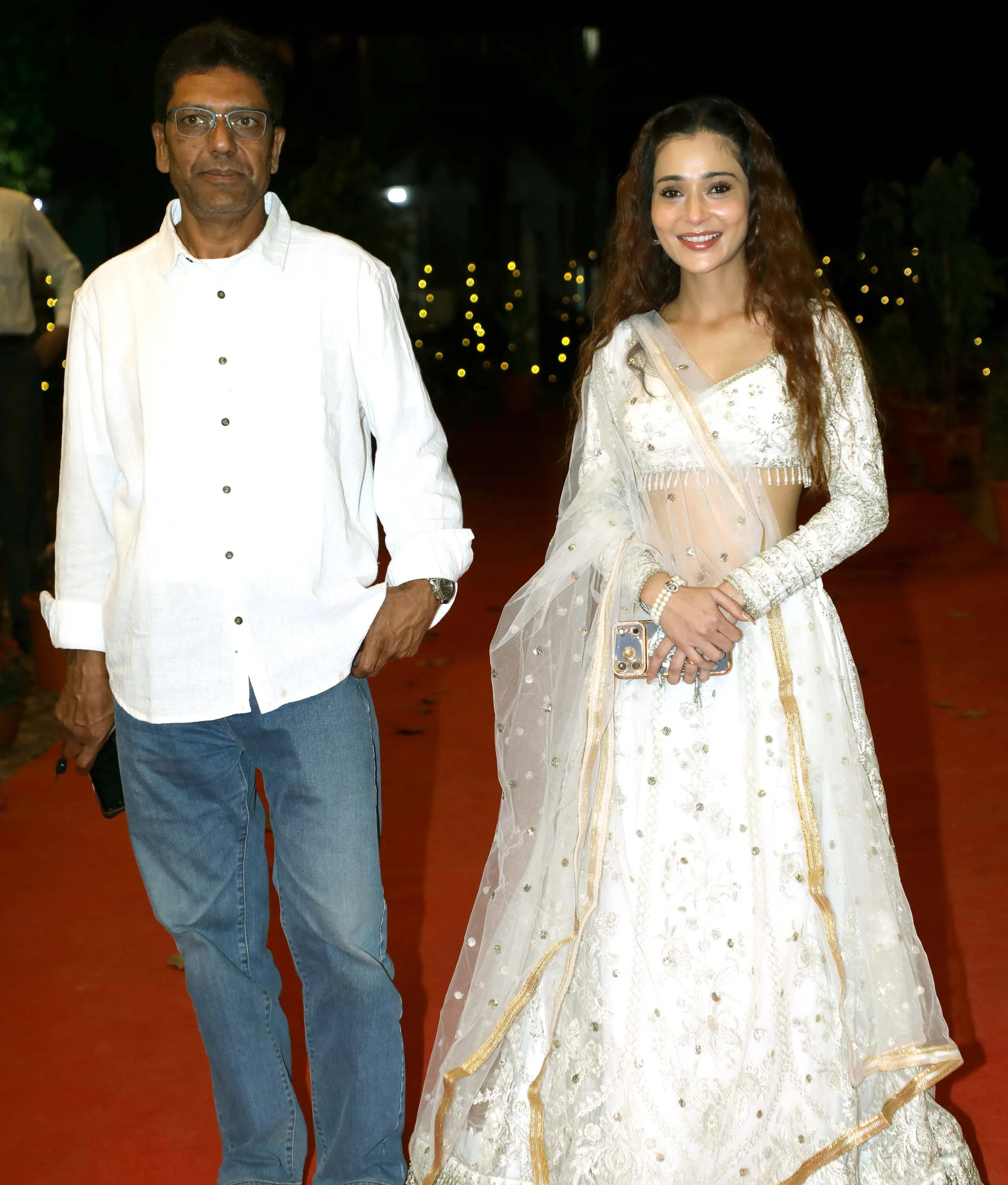 Nillkant Reggmi & Sara Khan