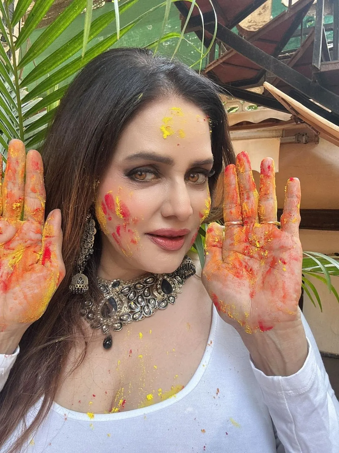 Ho jaa rangeeli rey--Poonam Jhawer celebrates Holi