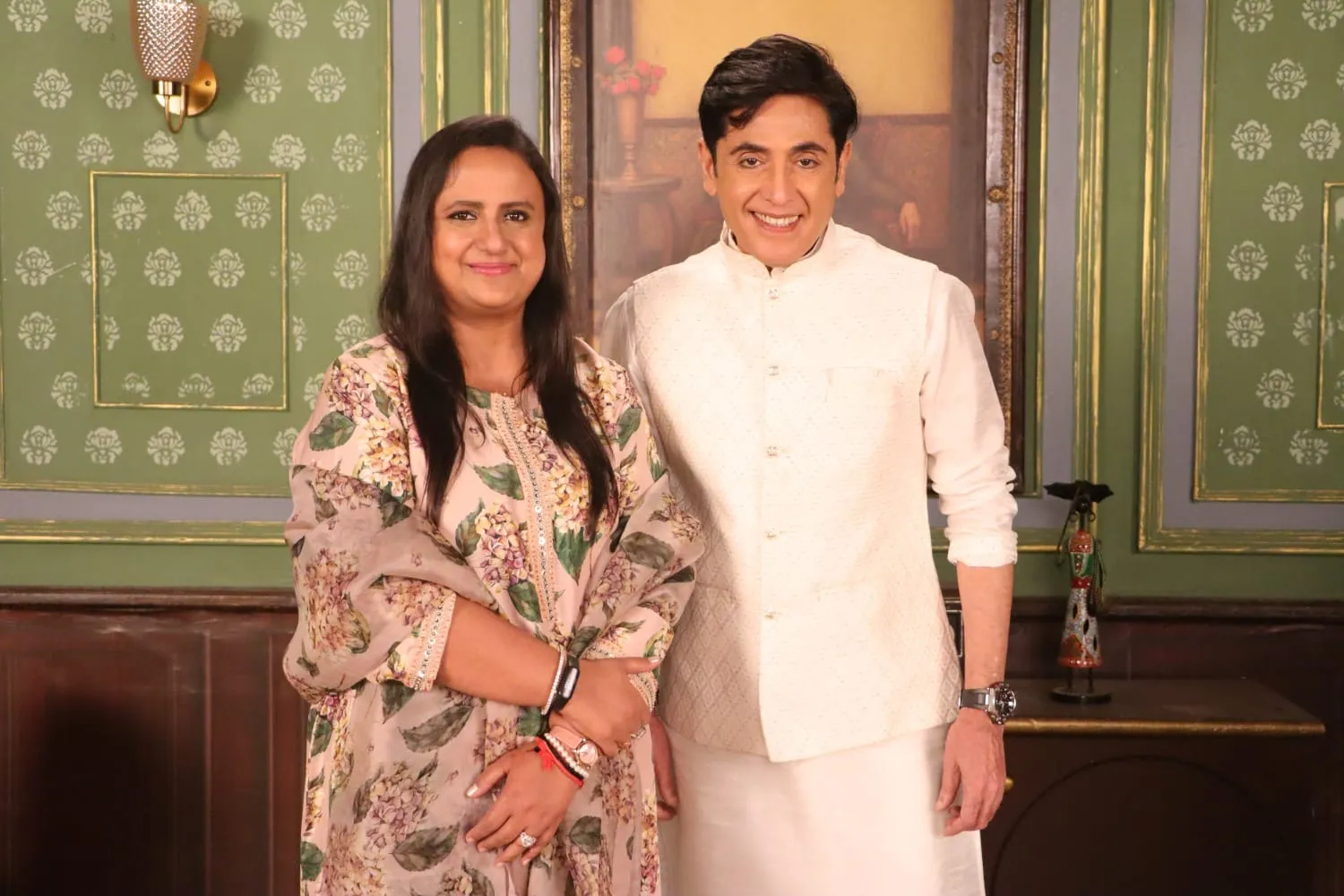 Urban Energy Architect Meenakshi Agarwal visits the sets of Bhabhi Ji Ghar Par Hain 2 (5)
