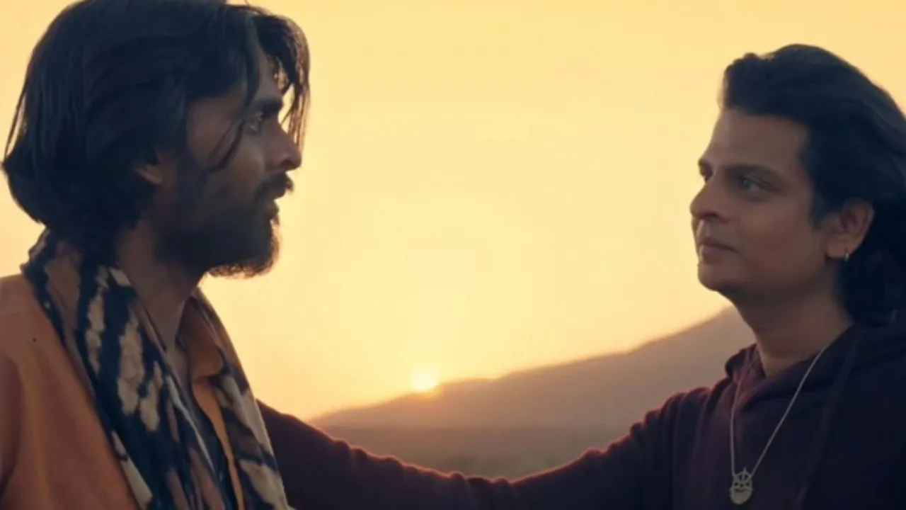 Laalo Krishna Sada Sahaayate