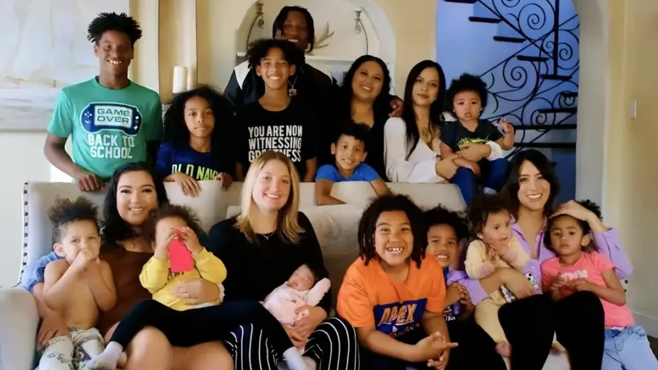 5-Wives-And-11-Kids-A-MAN-with-multiple-wives