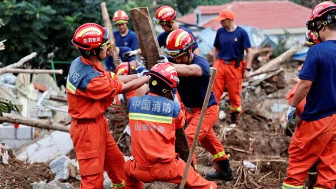 CHINA BEJING RAIN AFFECT CITY 222