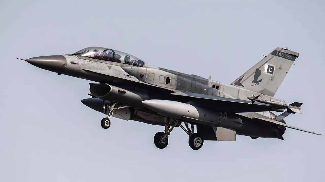 F_16_FIGHTER_JET