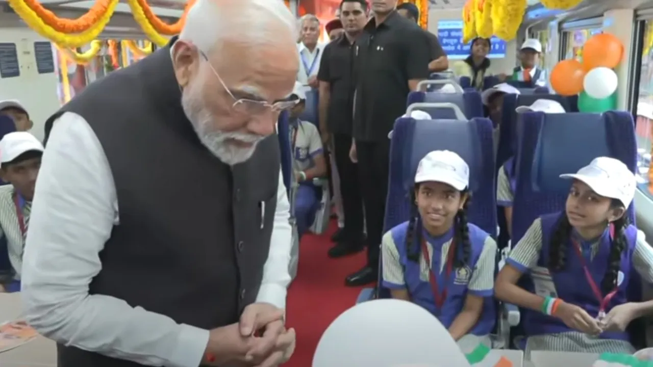 vande bharat train(6)