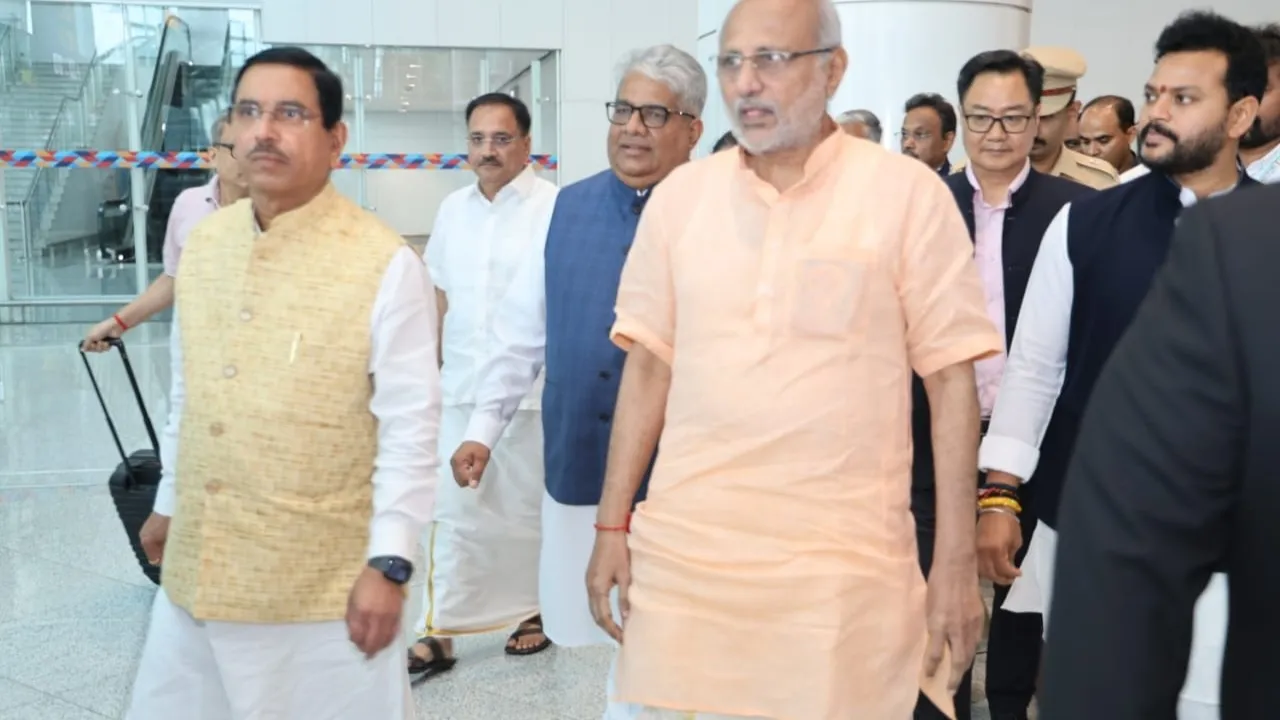 CP RADHAKRISHNAN IN DELHI02