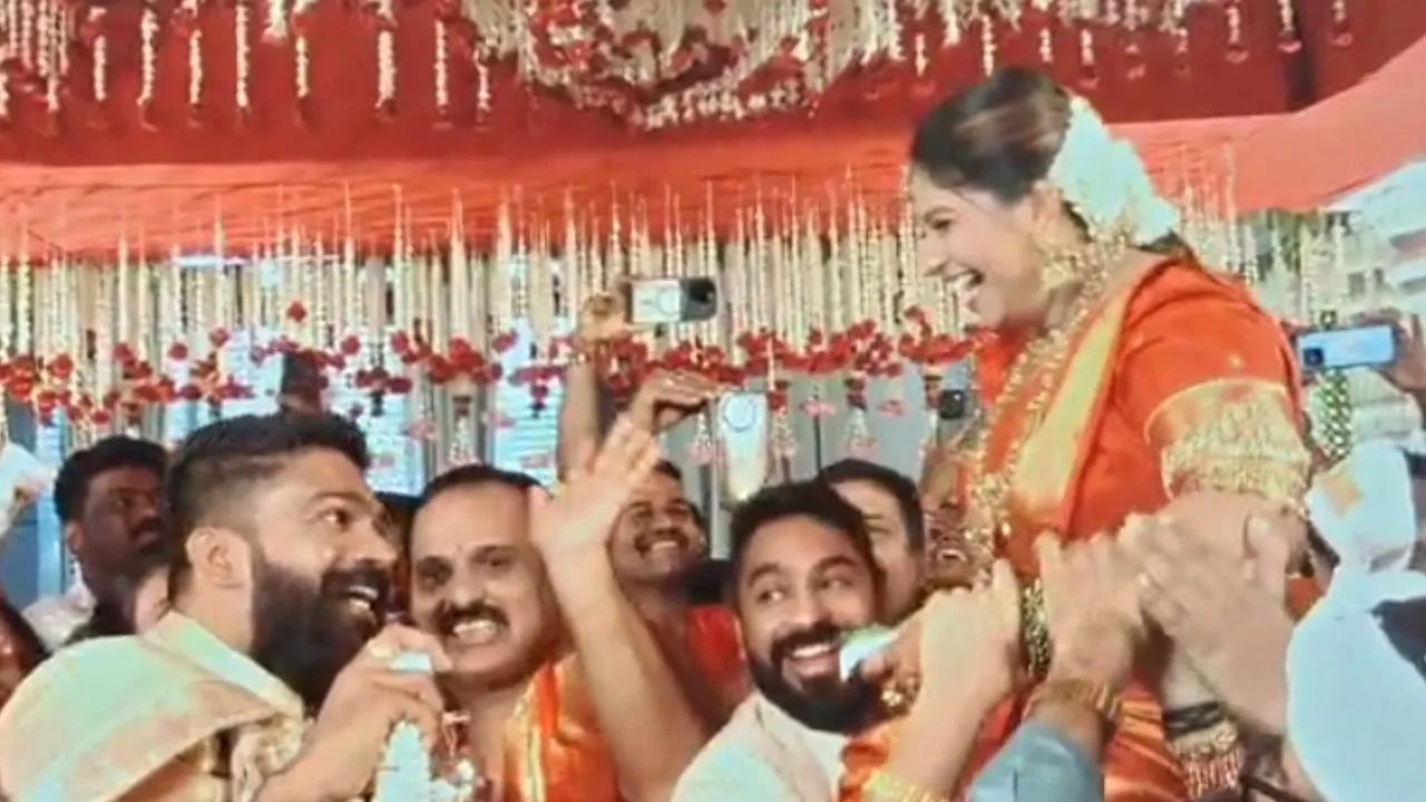 anushree(8)