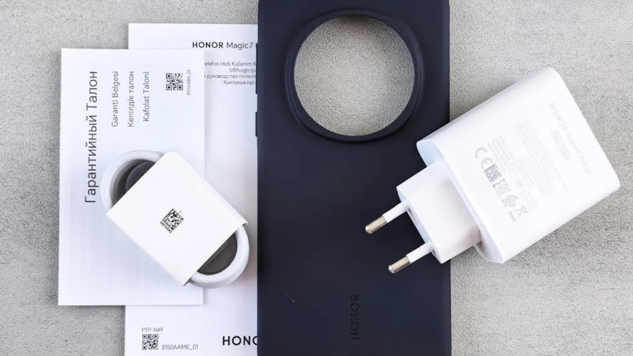 Smart phone charger (1)