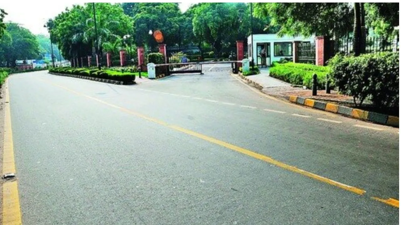 7 LOK KALYANA MARG DELHI ROAD02