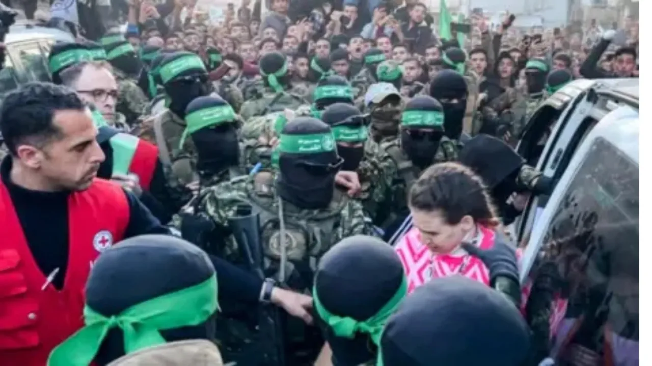 HAMAS RELEASED HOSTAGES02