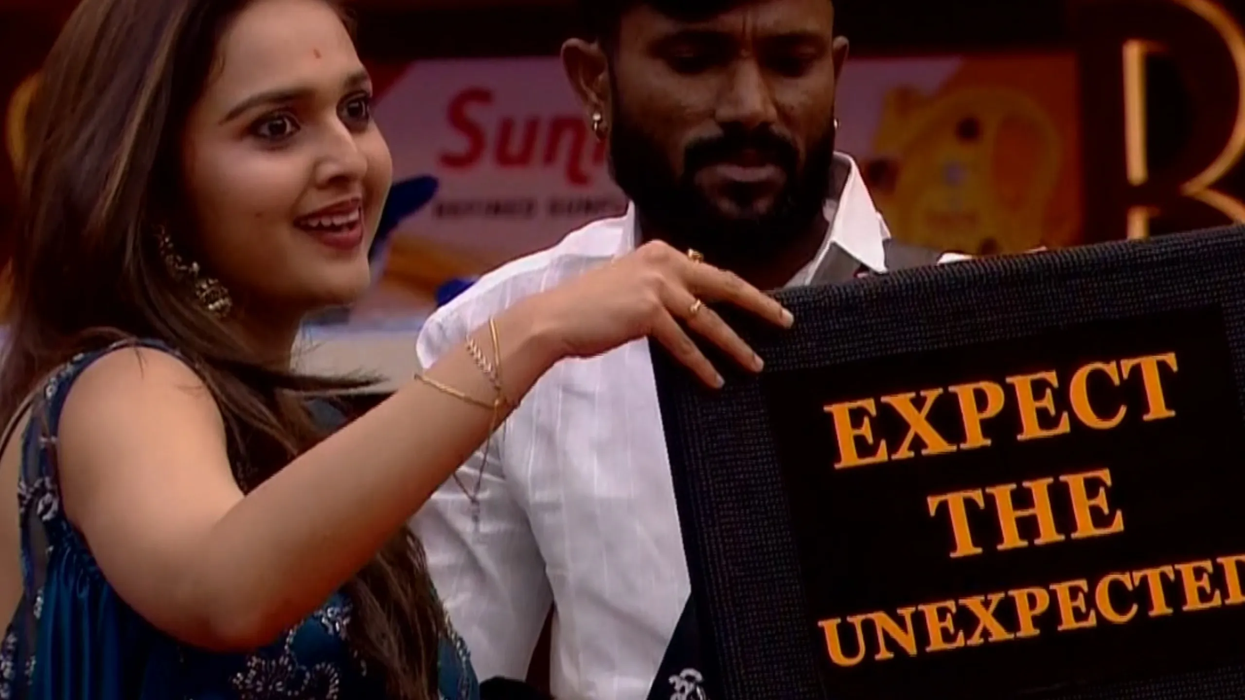 spandhana malu finalist