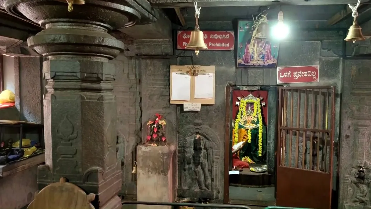 Bhuvanagiri Bhuvaneshwari (1)