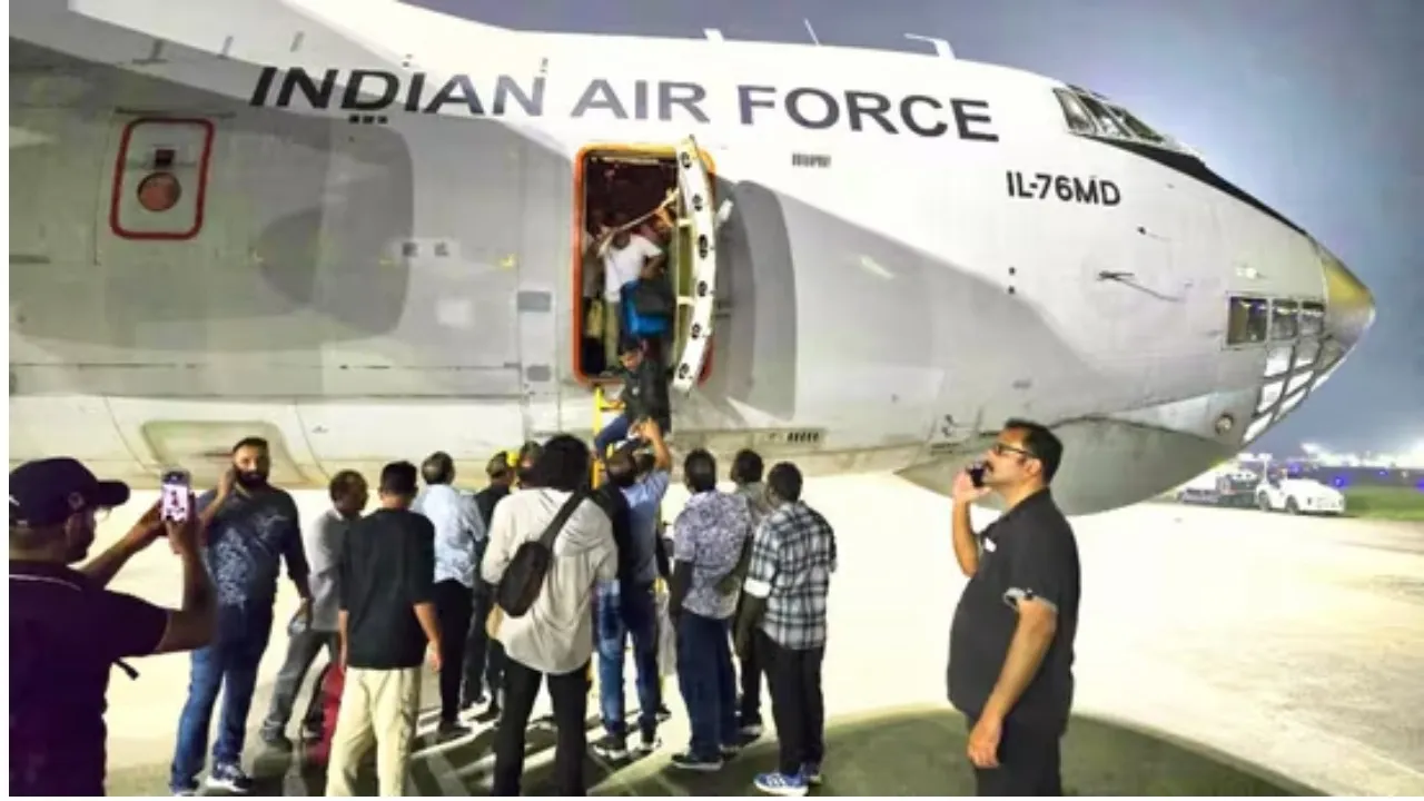 IAF RESCUES INDIAN FROM SRILANKA