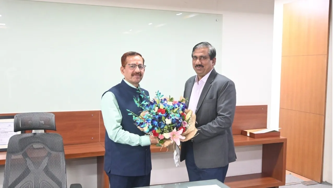 K RIDE NEW MD LAXMAN SINGH TOOK CHARGE (2)