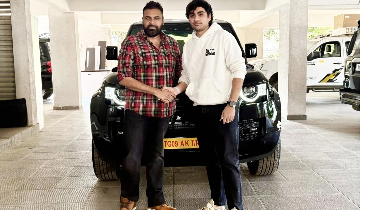 land rover defender car gift to sujeeth by pawan kalyan (1)
