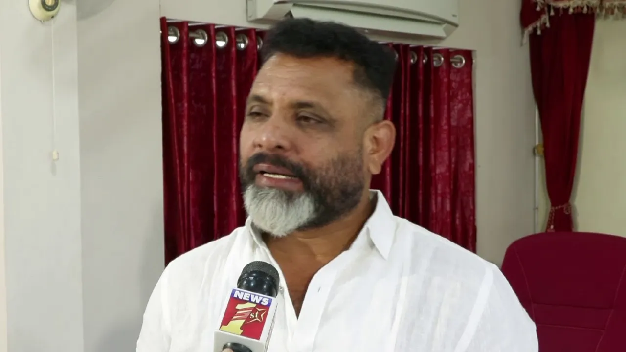 Rishab Shetty kola (1)