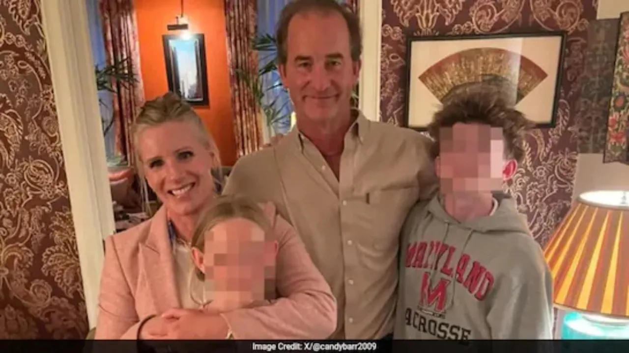 christin cobot coldplay kiss cam (2)