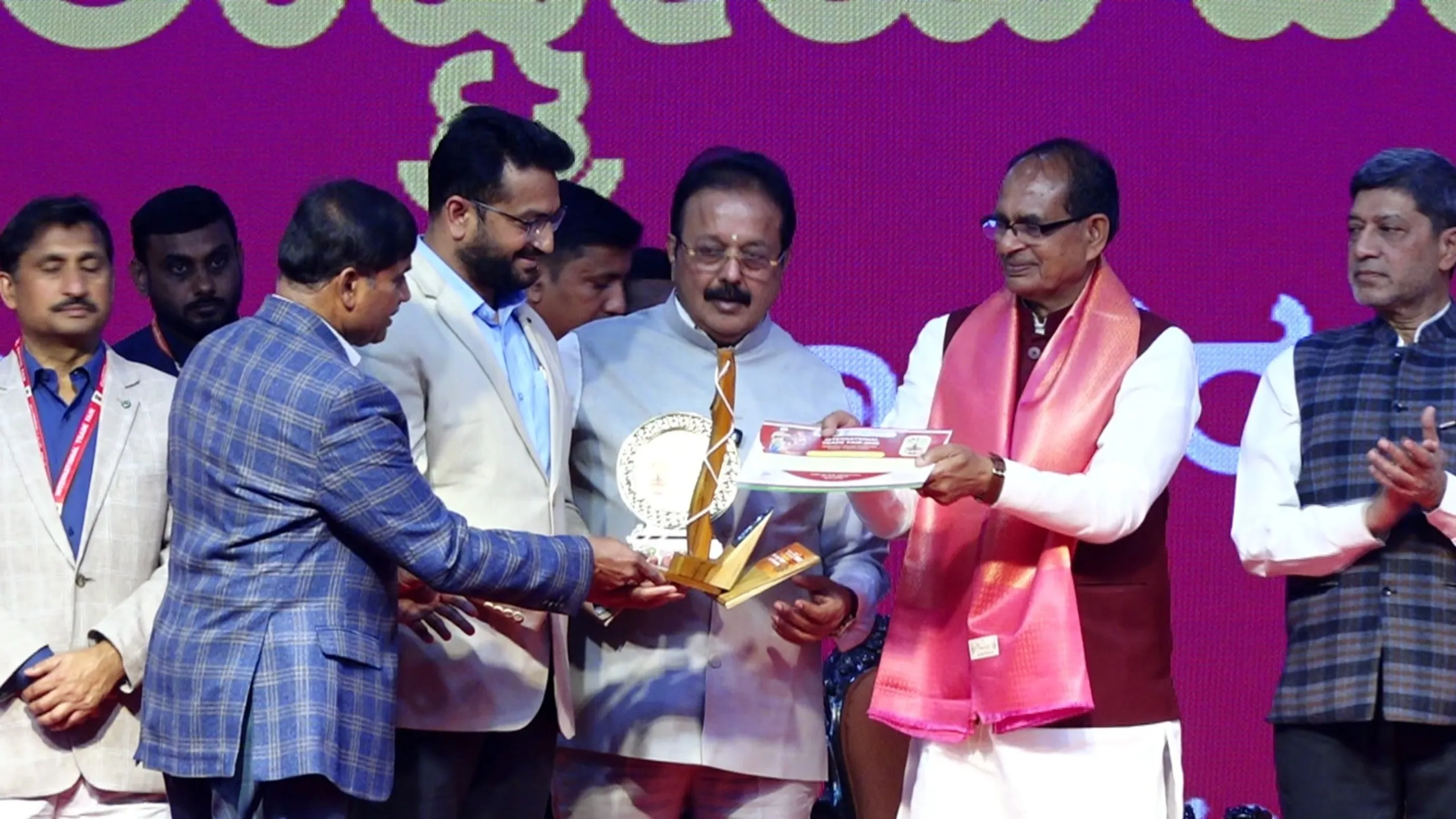 N chaluvarayaswamy (3)