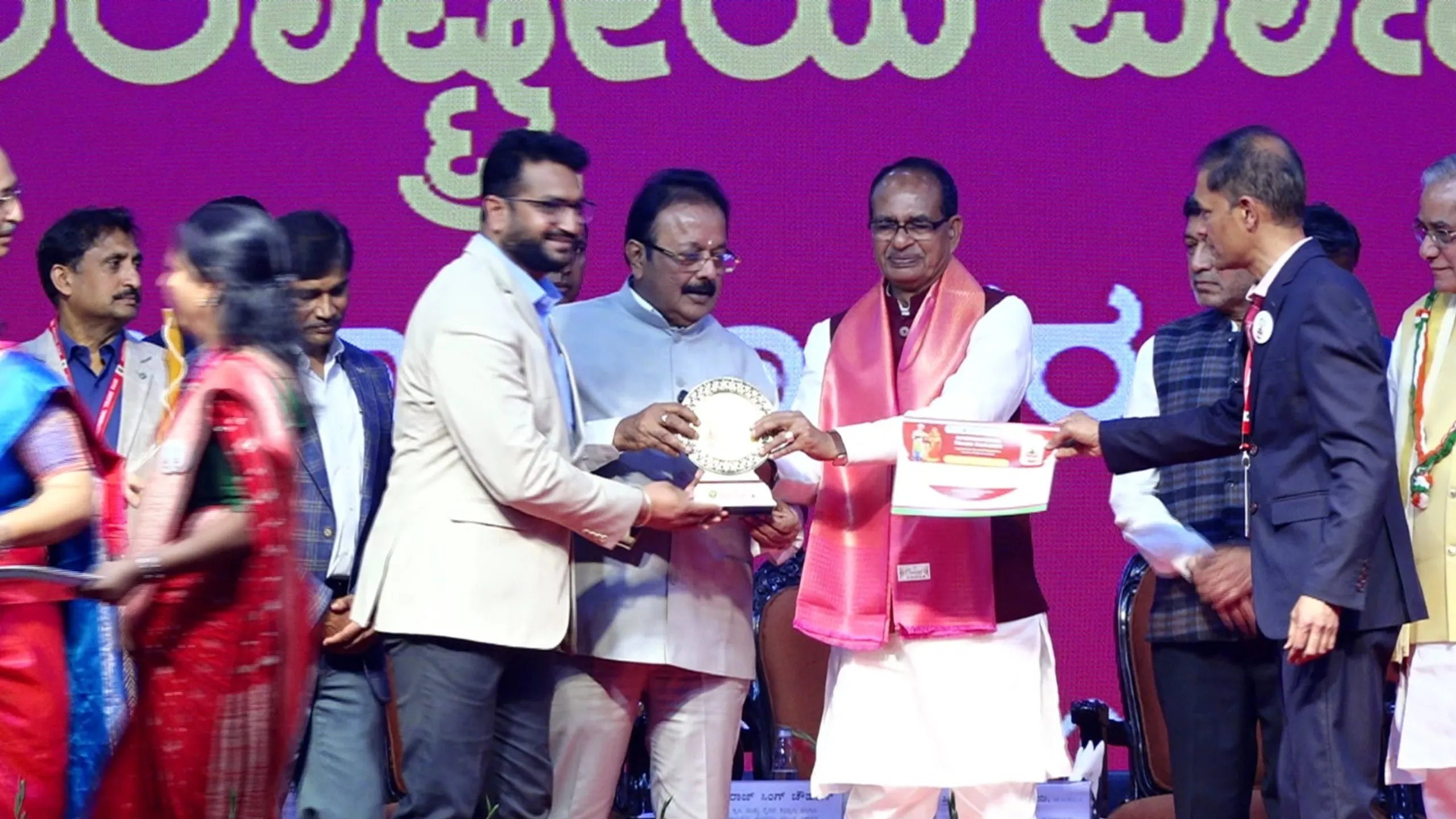 N chaluvarayaswamy (4)