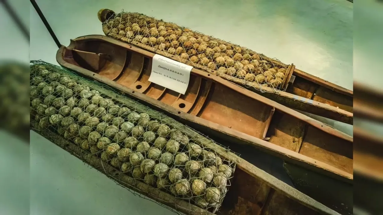 IRAN USING CLUSTER BOMB AGAINST ISRAEL