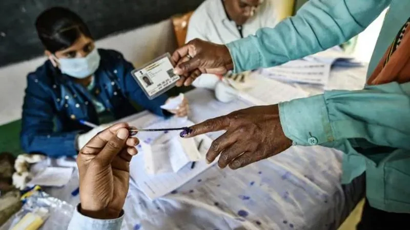 ರಾಜ್ಯದ ಮೂರು ಕ್ಷೇತ್ರಗಳಿಗೆ ಉಪಚುನಾವಣೆ; ಇಂದು ಮತದಾನ; ಕಣದಲ್ಲಿ ಇರೋದ್ಯಾರು?