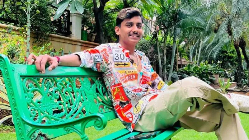 ‘ಯಾವತ್ತಿದ್ರೂ ಬುಲೆಟ್ ಸೌಂಡ್ ಇದ್ದೇ‘.. ವೇದಿಕೆ ಮೇಲೆ ಘರ್ಜಿಸಿದ ರಕ್ಷಕ್​; ಹೇಳಿದ್ದೇನು?