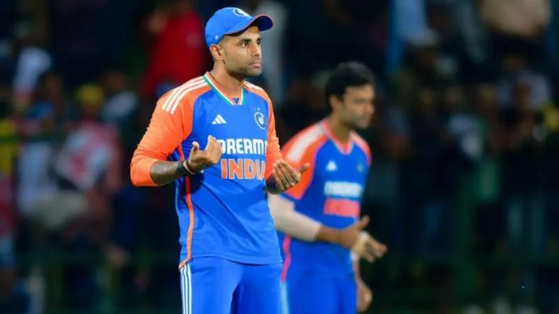‘ನಾಚಿಕೆ ಆಗಬೇಕು ನಿನಗೆ’- ಕ್ಯಾಪ್ಟನ್​​ ಸೂರ್ಯಕುಮಾರ್​​ ಯಾದವ್​​ ವಿರುದ್ಧ ಭಾರೀ ಆಕ್ರೋಶ