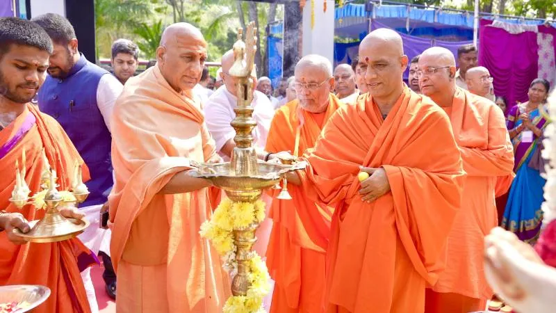 ವಿಜ್ಞಾತಂ 2025: ಅವಧೇಶಾನಂದ ಗಿರಿ ಮಹಾರಾಜರಿಗೆ ಗೌರವ ಪುರಸ್ಕಾರ