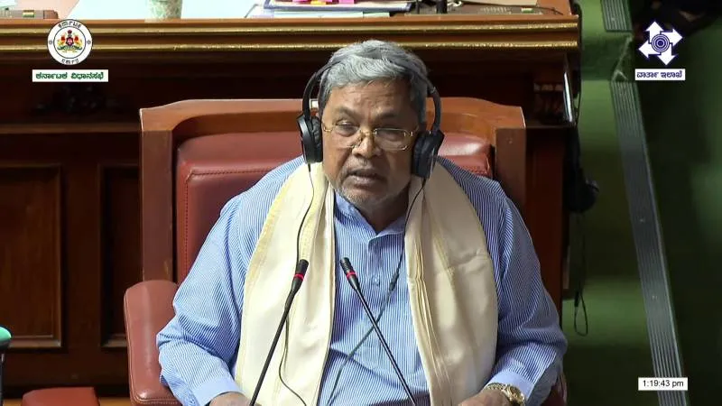 ಉಸಿರಾಡುವ ಗಾಳಿ ಬಿಟ್ಟು ಎಲ್ಲದಕ್ಕೂ ಟ್ಯಾಕ್ಸ್&zwnj;.. ಸಿದ್ದು ಸರ್ಕಾರದ ವಿರುದ್ಧ ಜನಾಕ್ರೋಶ ಯಾತ್ರೆಗೆ ಕರೆ..!